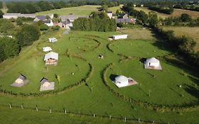 Camping A La Ferme - Hebergements Insolites