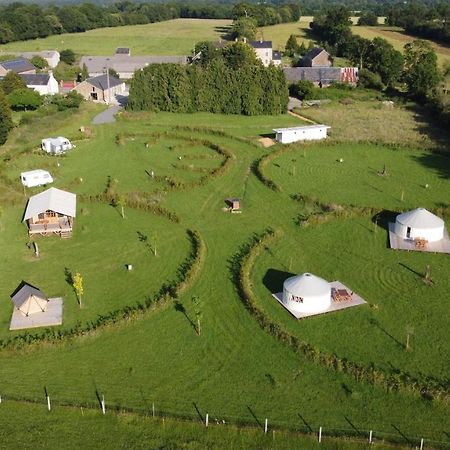 Camping A La Ferme - Hebergements Insolites Cerisy-la-Foret Buitenkant foto