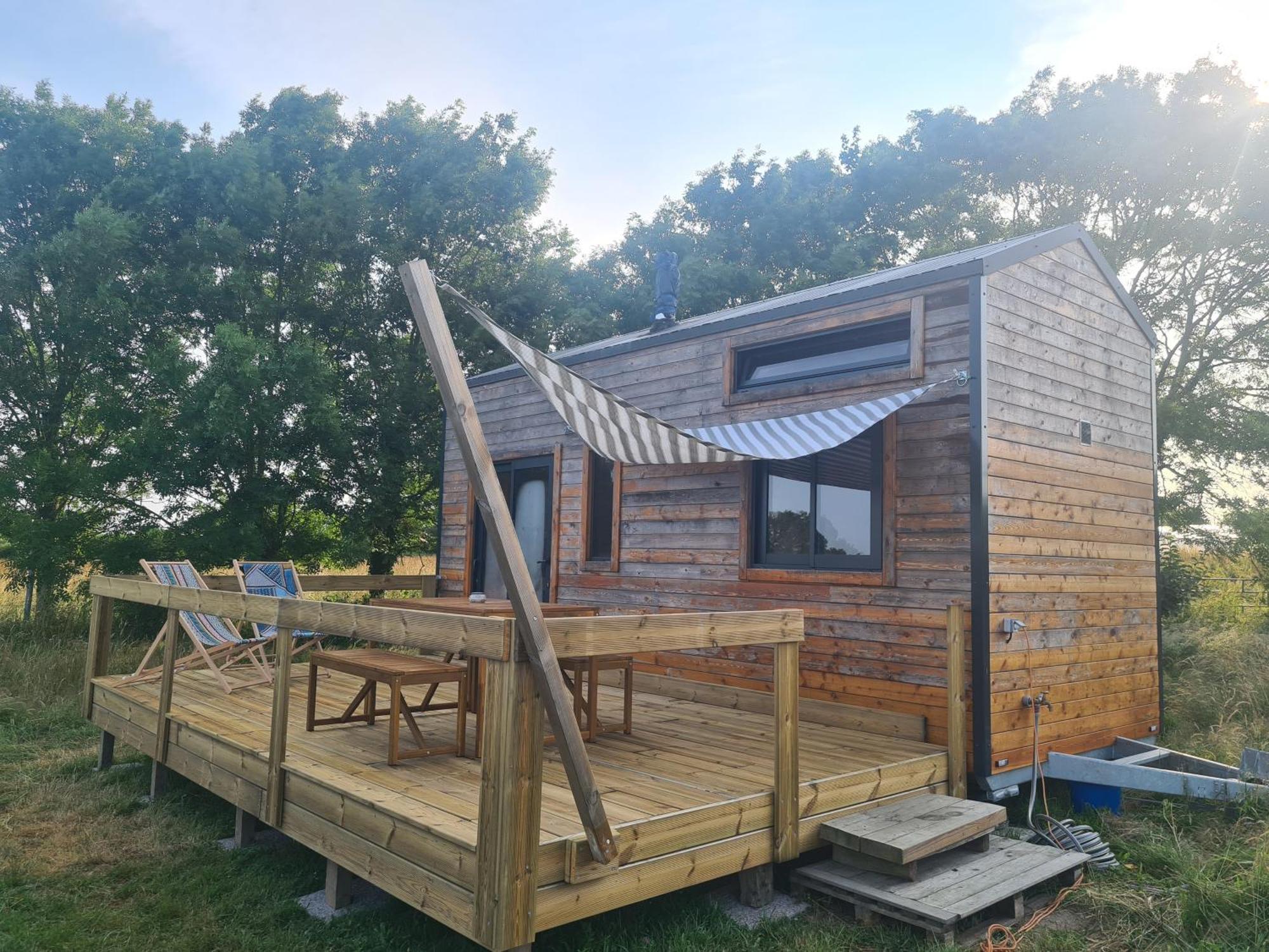 Camping A La Ferme - Hebergements Insolites Cerisy-la-Foret Buitenkant foto